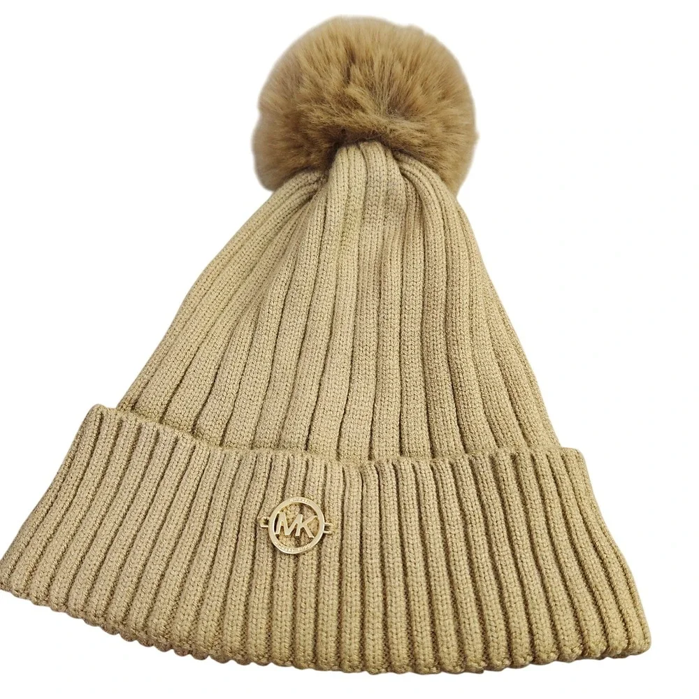 Michael Kors Faux Fur fleece-lined Pom Beanie Hat Winter Knit Cap Gold Logo Warm